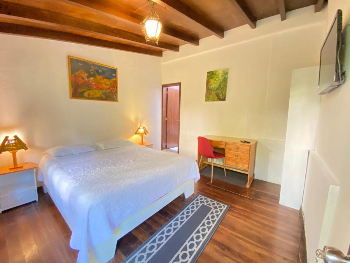 Hostal Alcala Quito Dış mekan fotoğraf