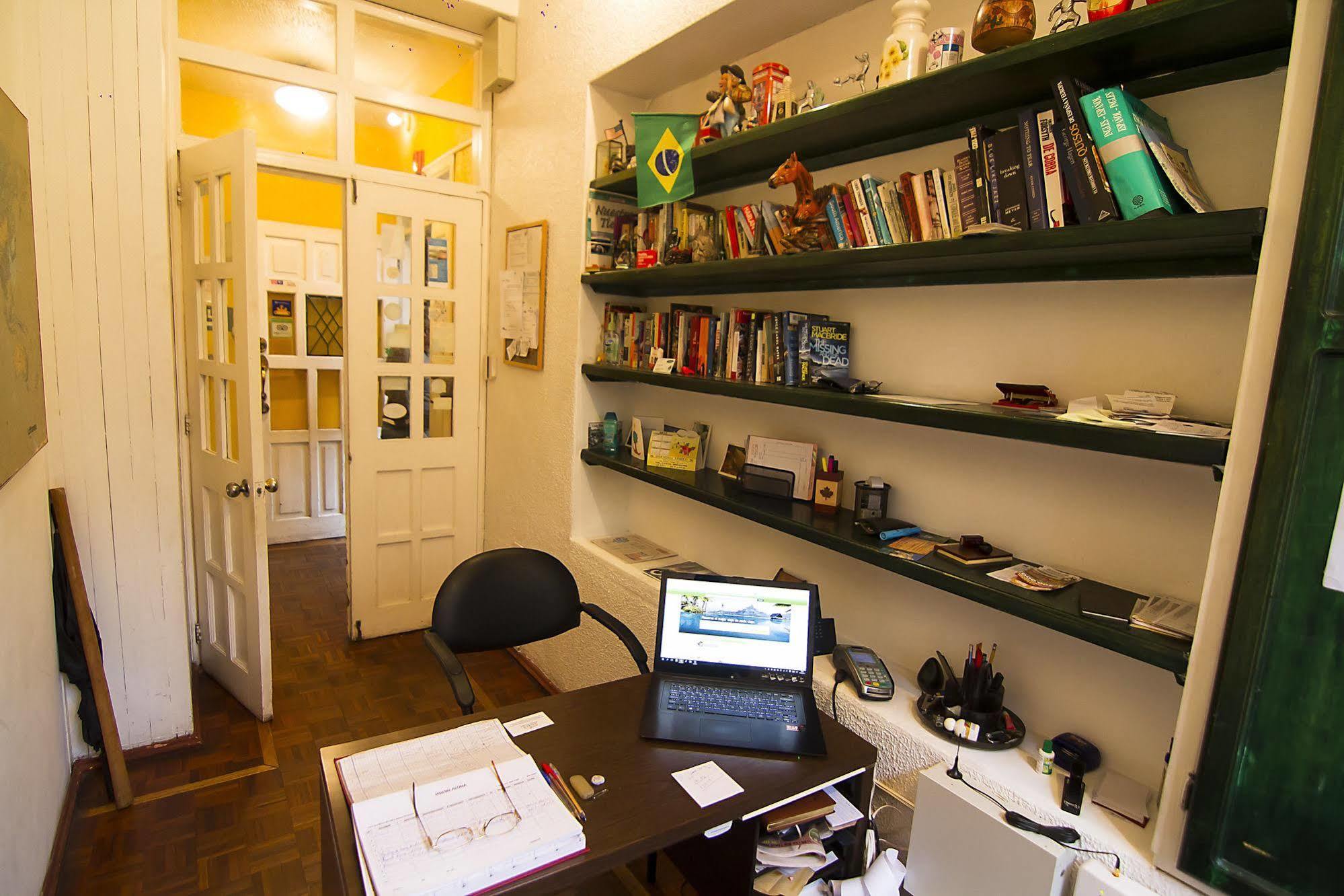 Hostal Alcala Quito Dış mekan fotoğraf