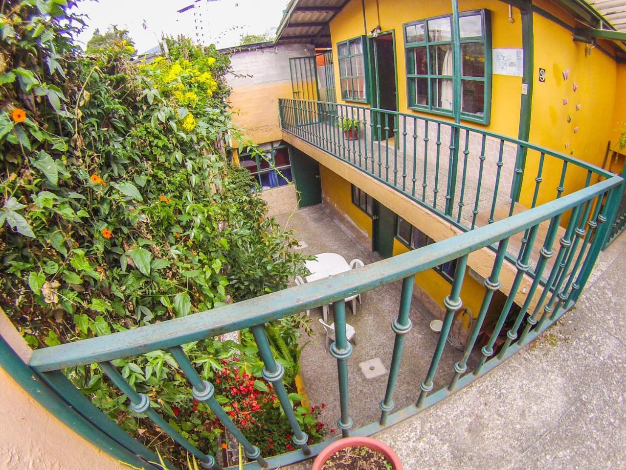 Hostal Alcala Quito Dış mekan fotoğraf